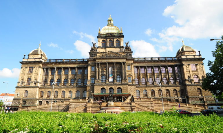 В Праге вновь открывается Национальный музей