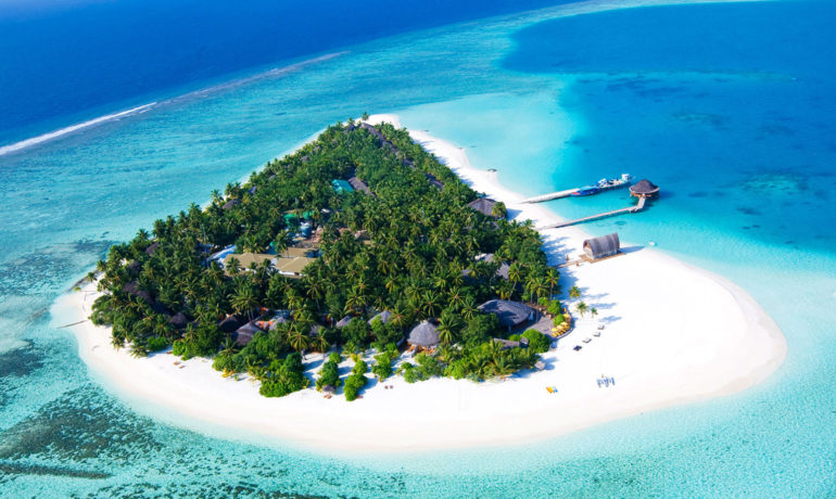 Мальдивы вновь пересмотрели правила въезда для иностранных туристов