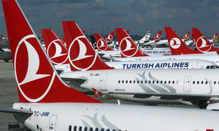 Билеты Turkish Airlines снова можно купить за рубли